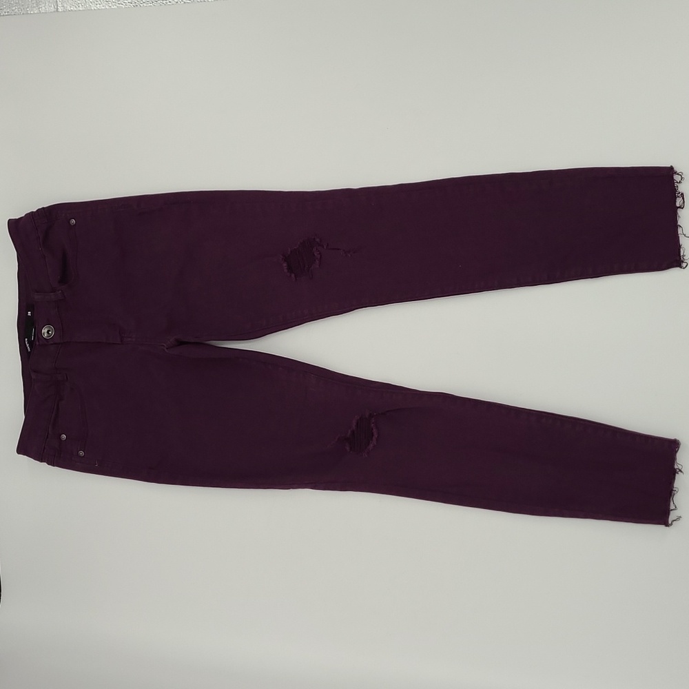 Harper-Plum Distressed Skinny Jeans Women's Size 28